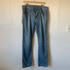 Levis Relaxed W 32 L 34